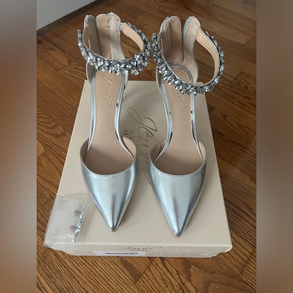 Badgley Mischka Jewel ankle strap pumps